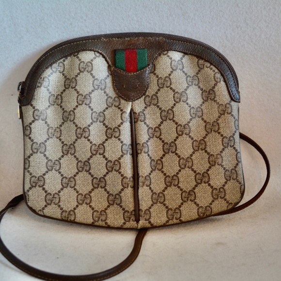 Gucci Handbags - Vintage Gucci Sherry Line Mini shoulder bag/clutch